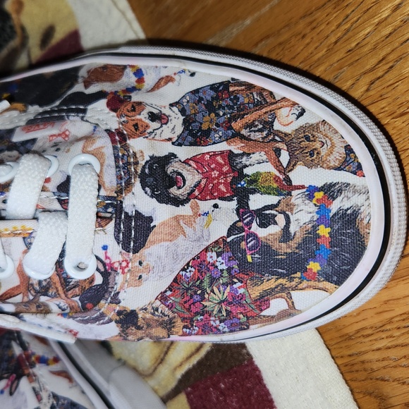 ASPCA Vans Off The Wall Tennis Shoes - Picture 2 of 16